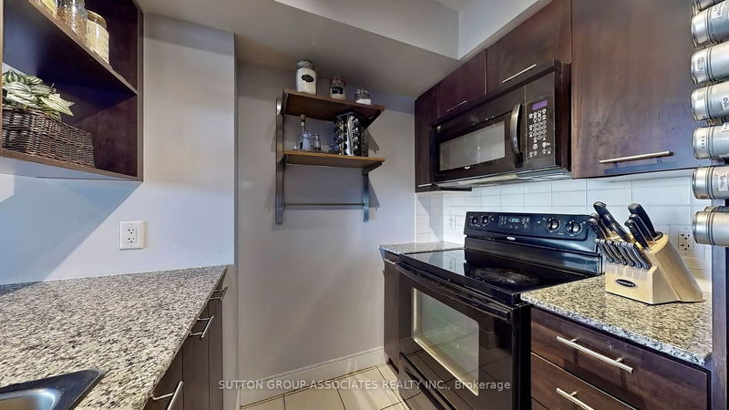  3411 - 125 Village Green Sq  Toronto, M1S 0G3 | Image 5