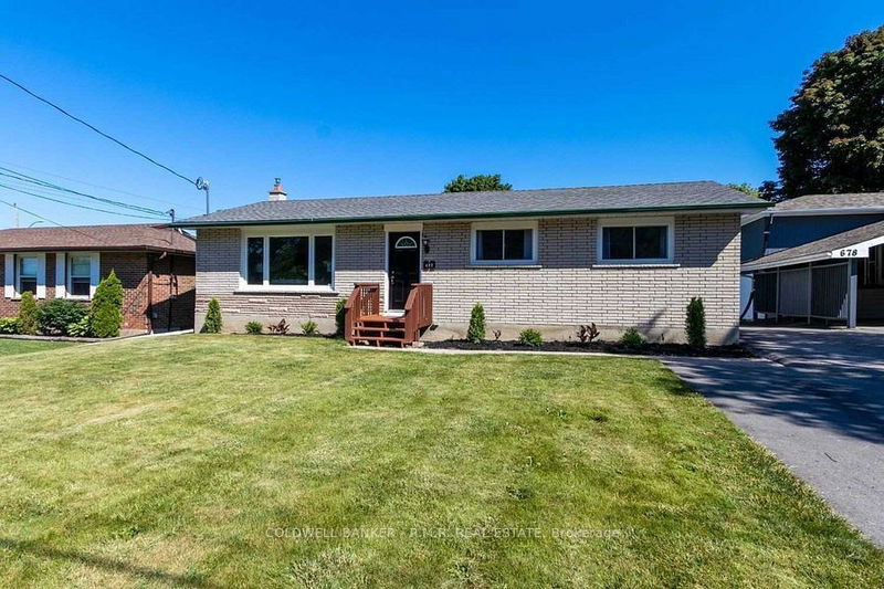 home for lease on Upper-688 Sunset Boulevard