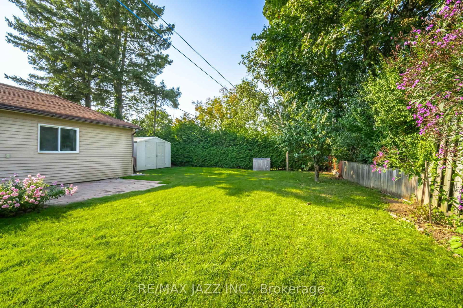 Listing Image 22