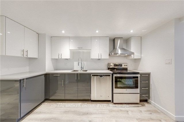 home for lease on Lower-22 Curzon Street