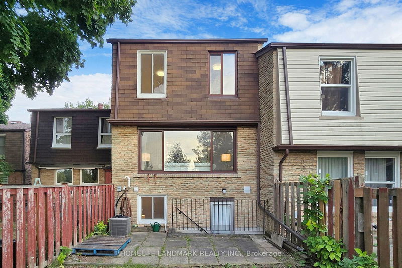 26 L'Amoreaux Dr  Toronto, M1W 2L9 | Image 37