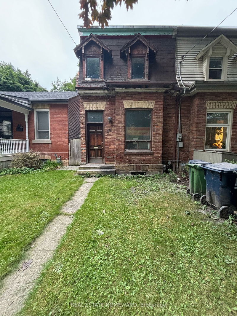 home for sale on 39 Lewis Street