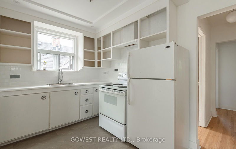 126 Barker Ave  Toronto, M4C 2N9 | Image 20