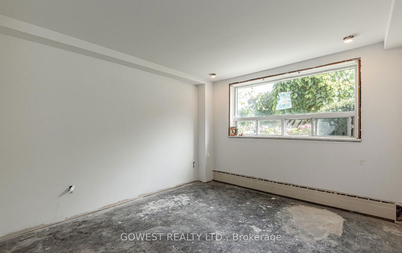 126 Barker Ave  Toronto, M4C 2N9 | Image 32