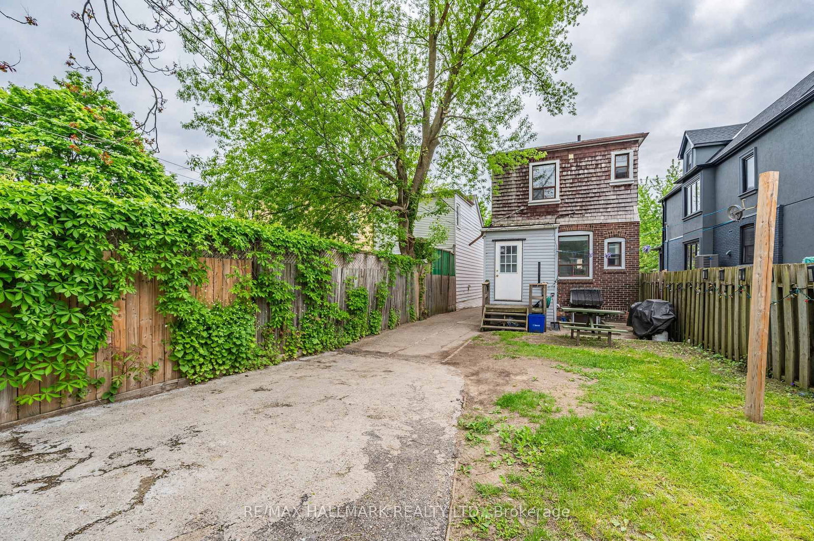 Listing Image 34