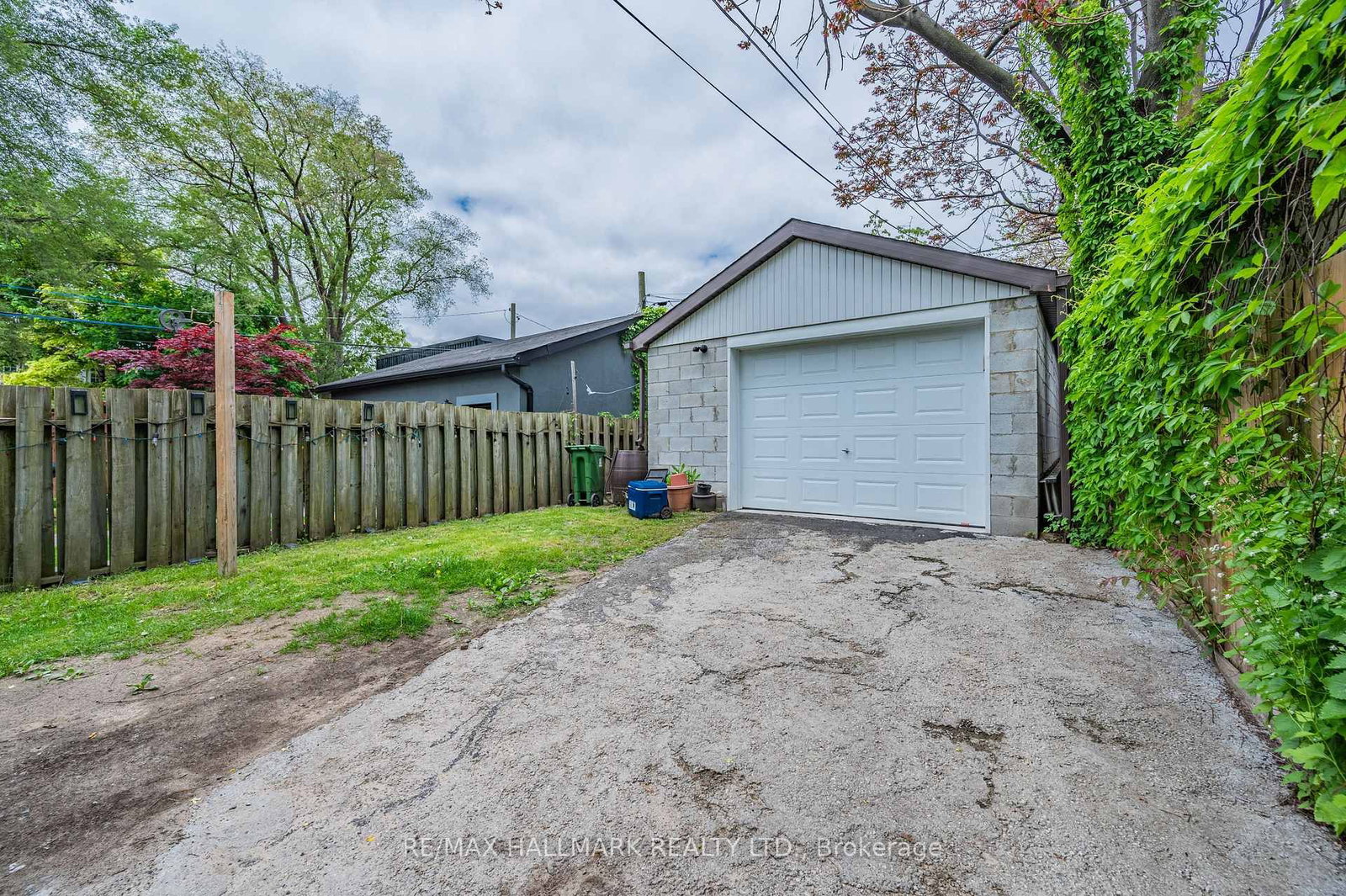 Listing Image 37