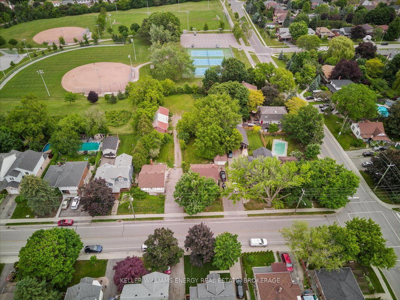 805 Athol St, Whitby, L1N 4A1 | Image 3