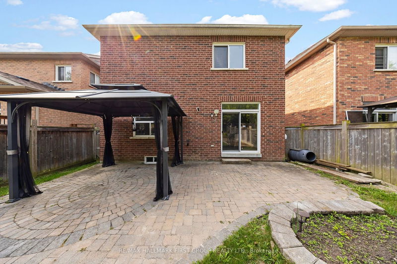 494 Rougewalk Dr  Pickering, L1X 0A1 | Image 36