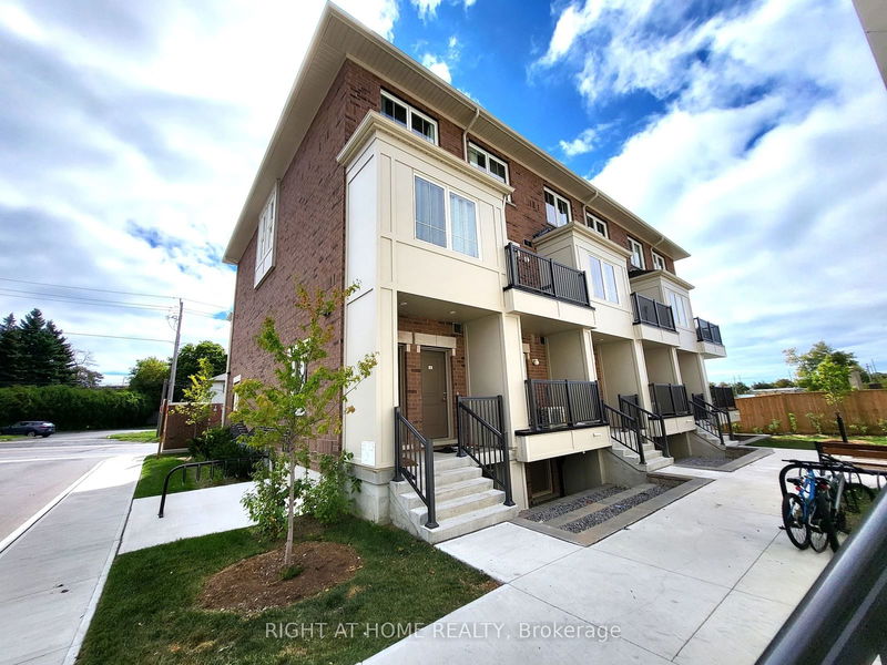 home for lease on 7-490 Beresford Path