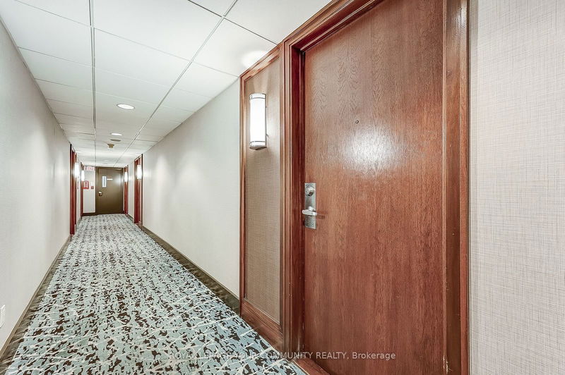  1828 - 68 Corporate Dr  Toronto, M1H 3H3 | Image 5