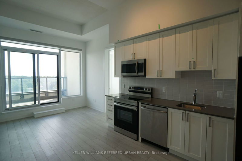 home for lease on 712-1480 Bayly Street