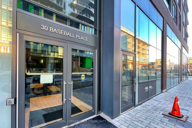 423 - 30 Baseball Place