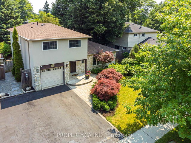72 Sir Raymond Drive
