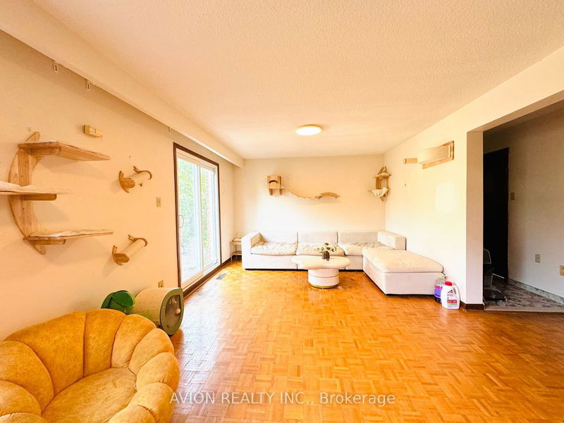 home for lease on Room B-285 Huntsmill Boulevard