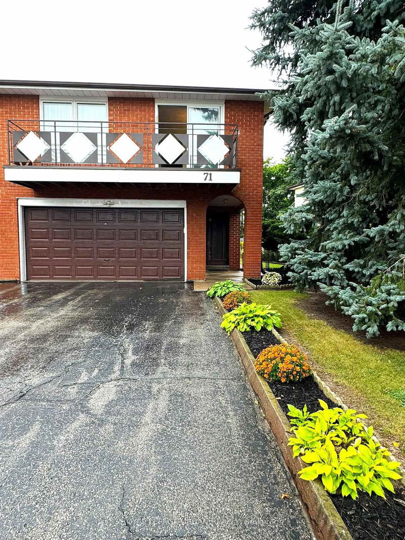 home for sale on 71 Darnborough Way
