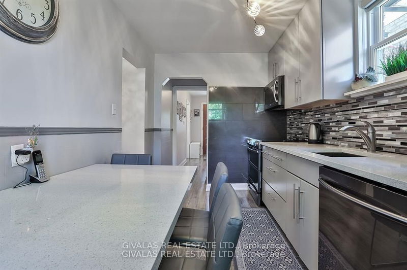 232 Browning Ave  Toronto, M4K 1X2 | Image 18