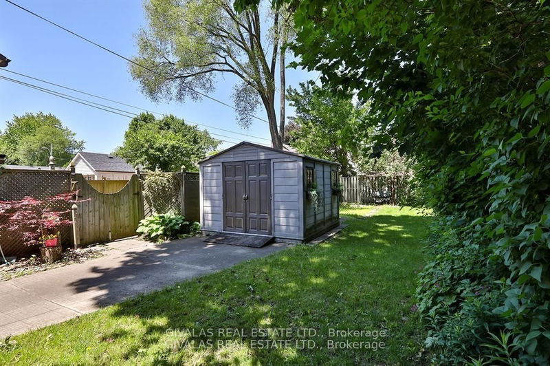 232 Browning Ave  Toronto, M4K 1X2 | Image 38