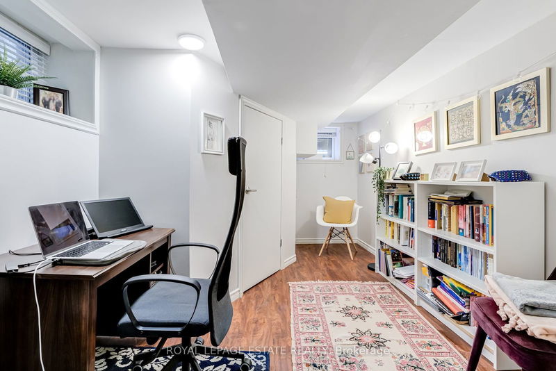 286 Coxwell Ave  Toronto, M4L 3B6 | Image 20