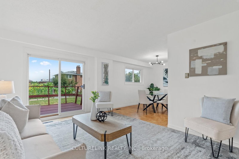 60 Heaslip Terr, Toronto, M1T 1W9 | Image 3