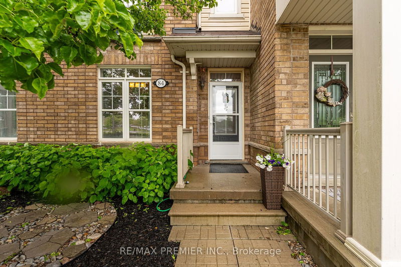 84 Harbourside Dr N Whitby, L1N 0H7 | Image 3