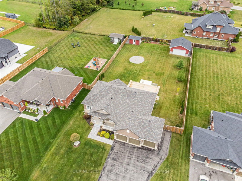 38 Charles Tilley Cres  Clarington, L0A 1J0 | Image 37