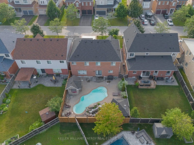 1828 Badgley Crt  Oshawa, L1K 0H5 | Image 4