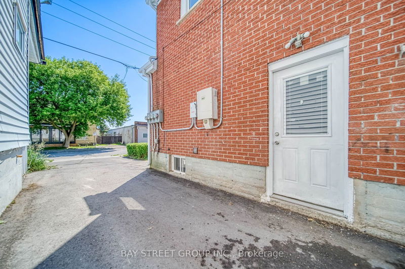 304 Albert St  Oshawa, L1H 4R8 | Image 16