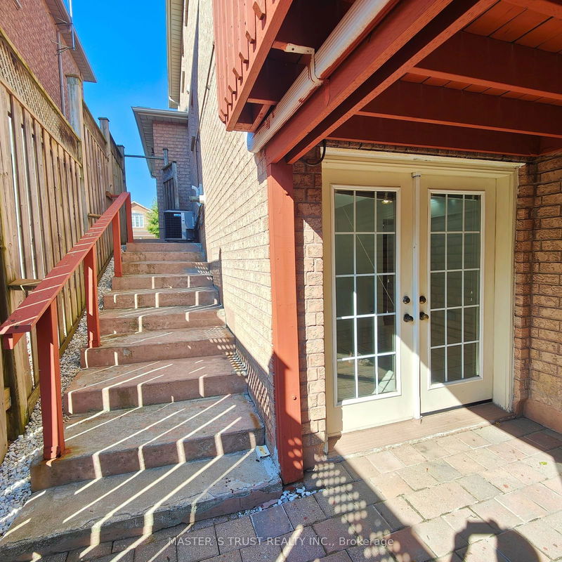 home for lease on 53 Ridgecrest Drive