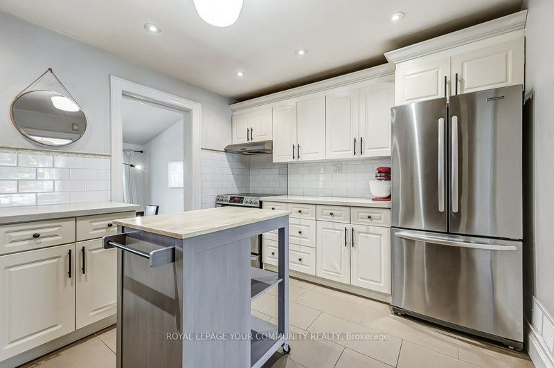 146 Floyd Ave  Toronto, M4K 2B7 | Image 14