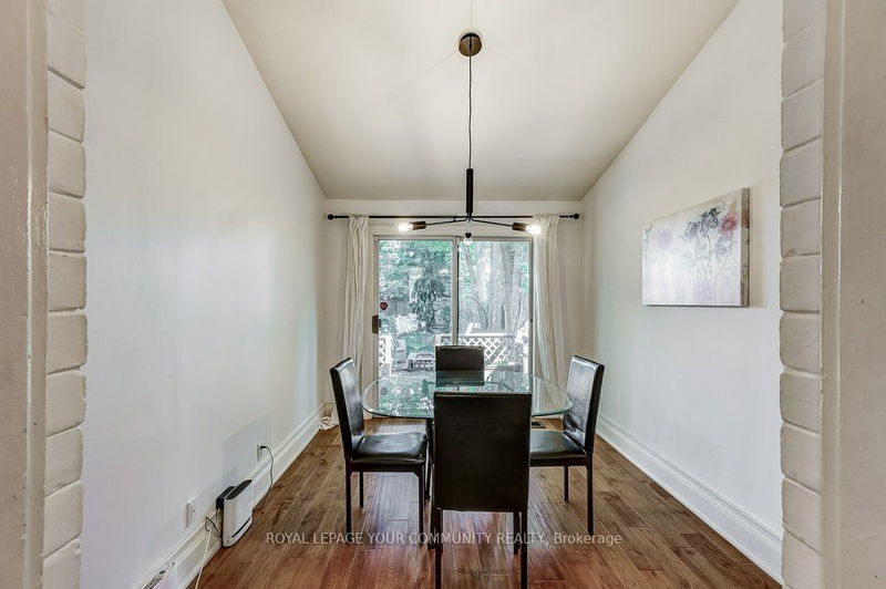 146 Floyd Ave  Toronto, M4K 2B7 | Image 16