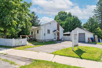 28 Liberty St, Clarington - Bowmanville image-0-1