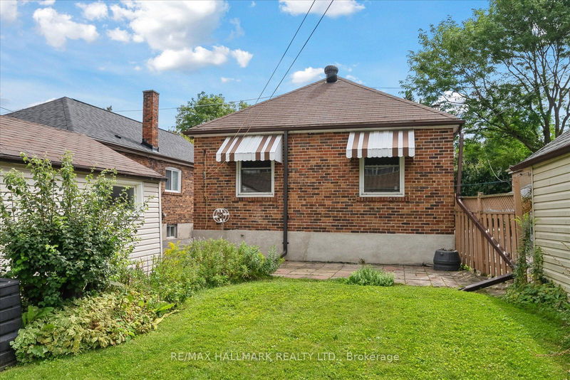 38 Westview Blvd  Toronto, M4B 3H8 | Image 35