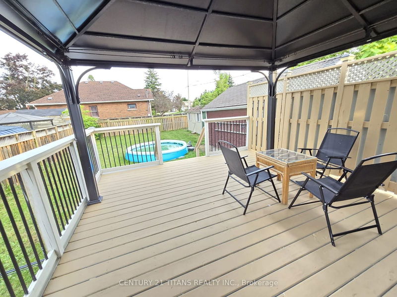 241 Annis St S Oshawa, L1H 3P8 | Image 11