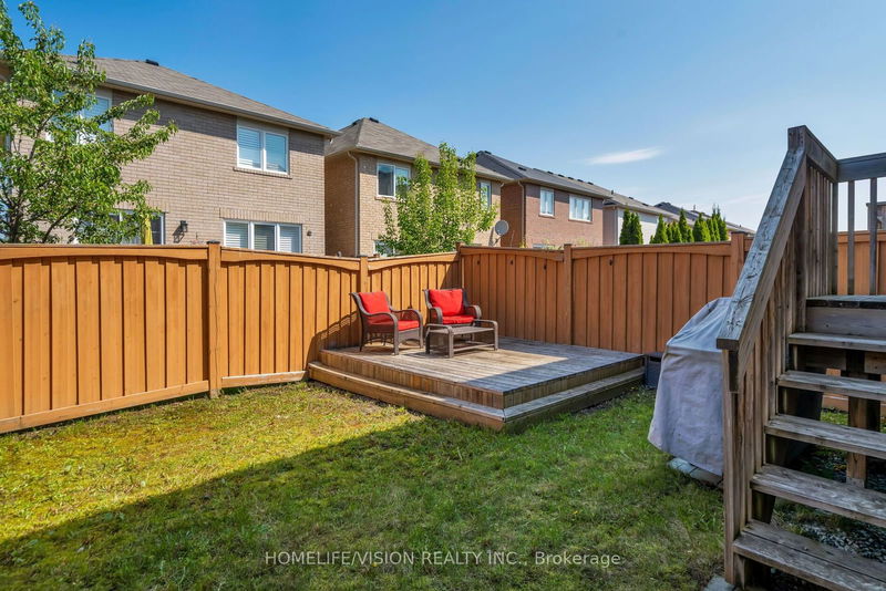 1865 Liatris Dr  Pickering, L1X 0A4 | Image 38