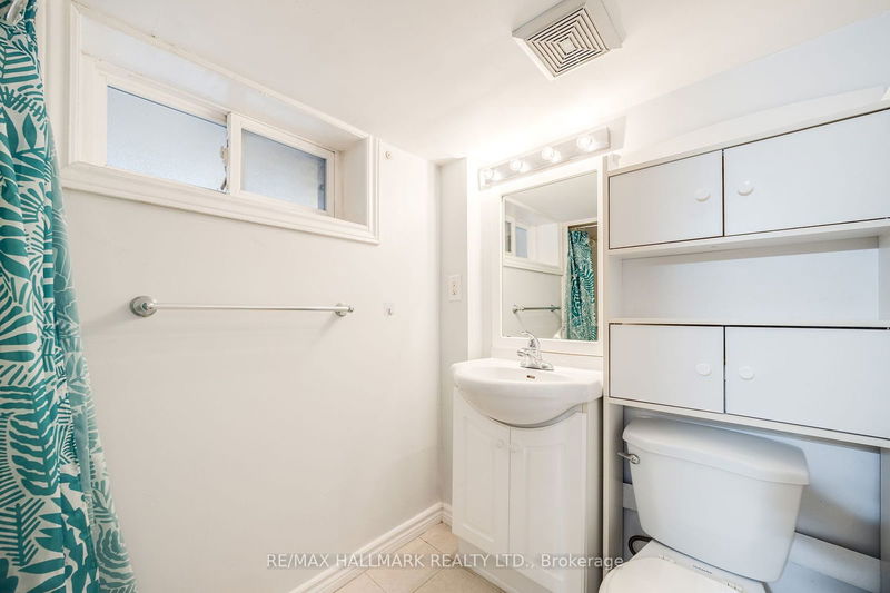 1154 Woodbine Ave  Toronto, M4C 4C9 | Image 25