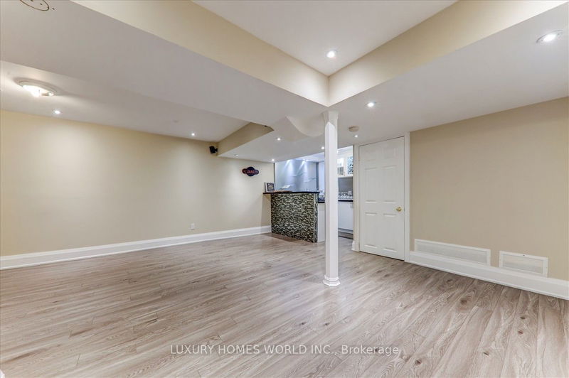 90 Seward Cres  Ajax, L1Z 1Y9 | Image 32