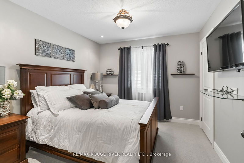 6 Buttonshaw St  Clarington, L1C 0J9 | Image 19