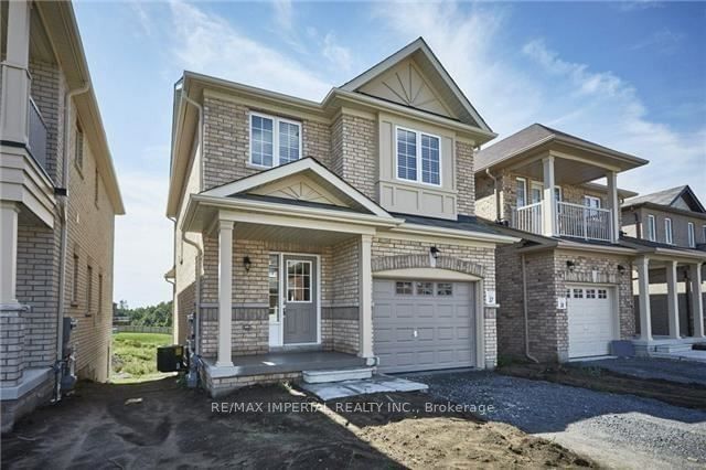 home for lease on 33 Wimbledon Court