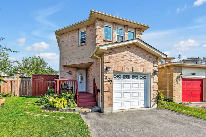 427 Leeds Crt  Oshawa, L1J 8J2 | Image 2