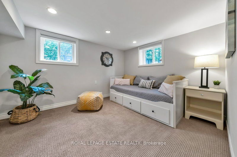 39 Valhalla Blvd  Toronto, M1N 3B1 | Image 28