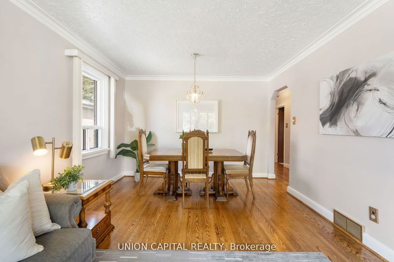 67 Wye Valley Rd  Toronto, M1P 2A7 | Image 12