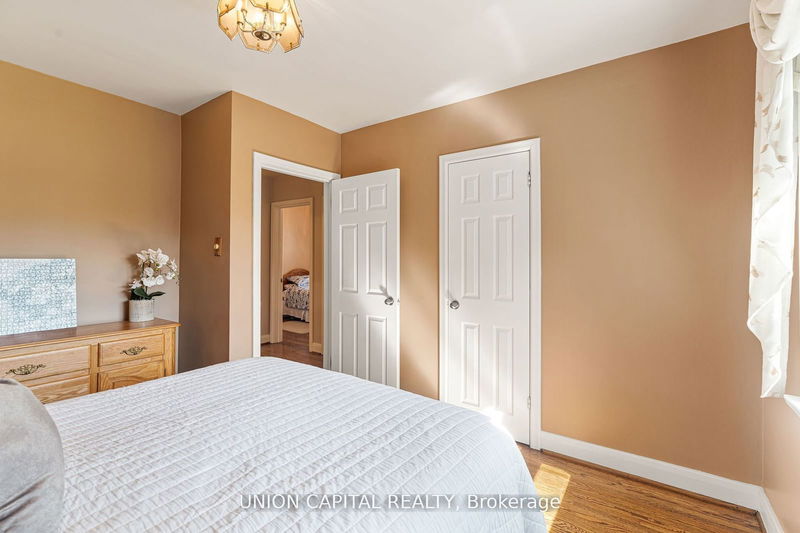 67 Wye Valley Rd  Toronto, M1P 2A7 | Image 21