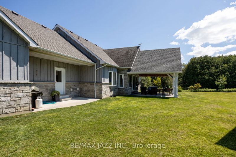 7386 Middle Rd  Clarington, L1C 6R2 | Image 35