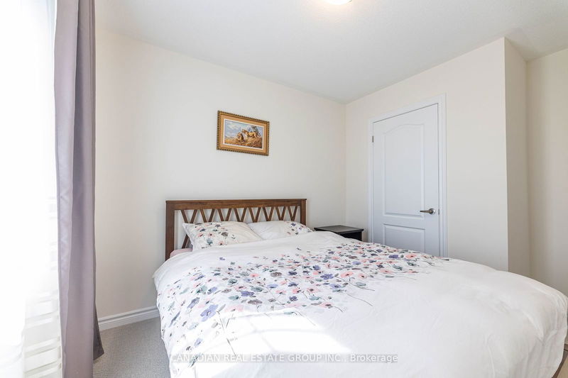 18 Ferris Sq  Clarington, L1E 0J2 | Image 32