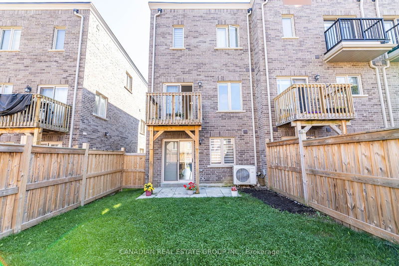 18 Ferris Sq  Clarington, L1E 0J2 | Image 36