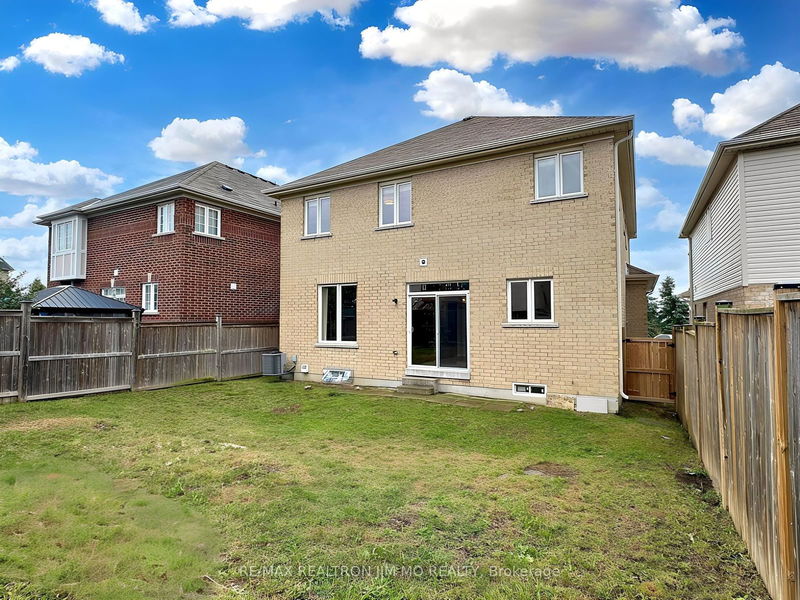 766 Grand Ridge Ave  Oshawa, L1K 2M5 | Image 33