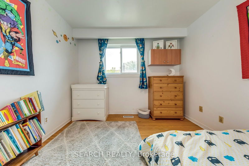 137 Leyton Ave  Toronto, M1L 3V3 | Image 23