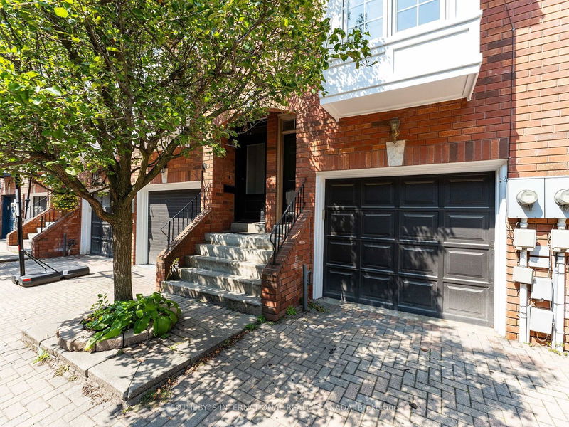 12 Dorothy Bullen Pl  Toronto, M4L 3X8 | Image 2