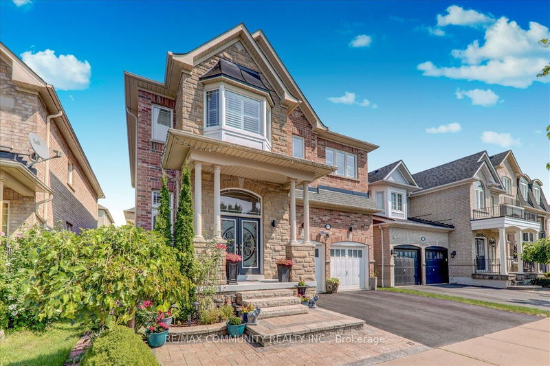 65 Mansbridge Cres  Ajax, L1Z 0A8 | Image 2