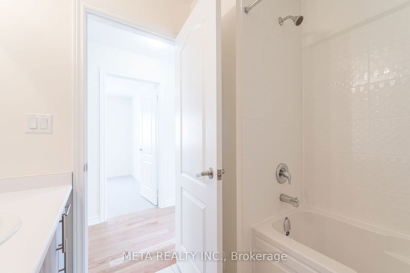 5 Mountainside Cres  Whitby, L1R 0P5 | Image 30